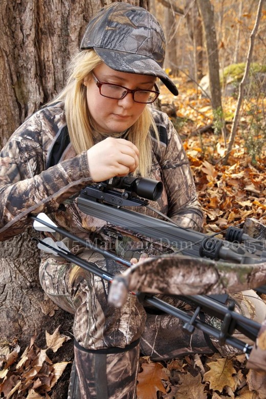 crossbow hunting photography [110515]A201