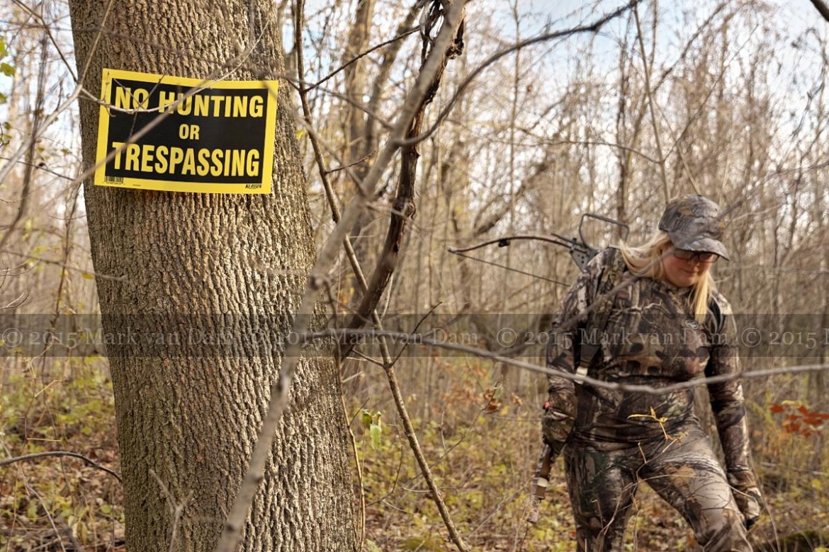 crossbow hunting photography [110515]A230