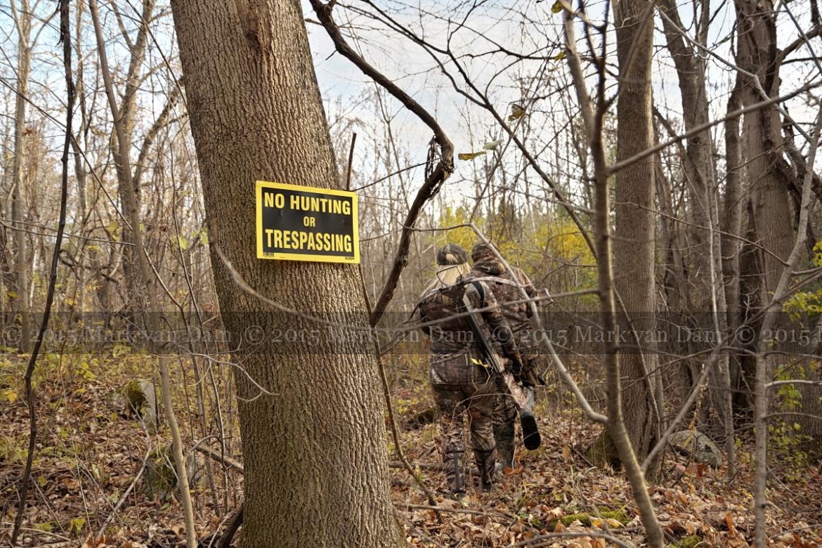 crossbow hunting photography [110515]A233
