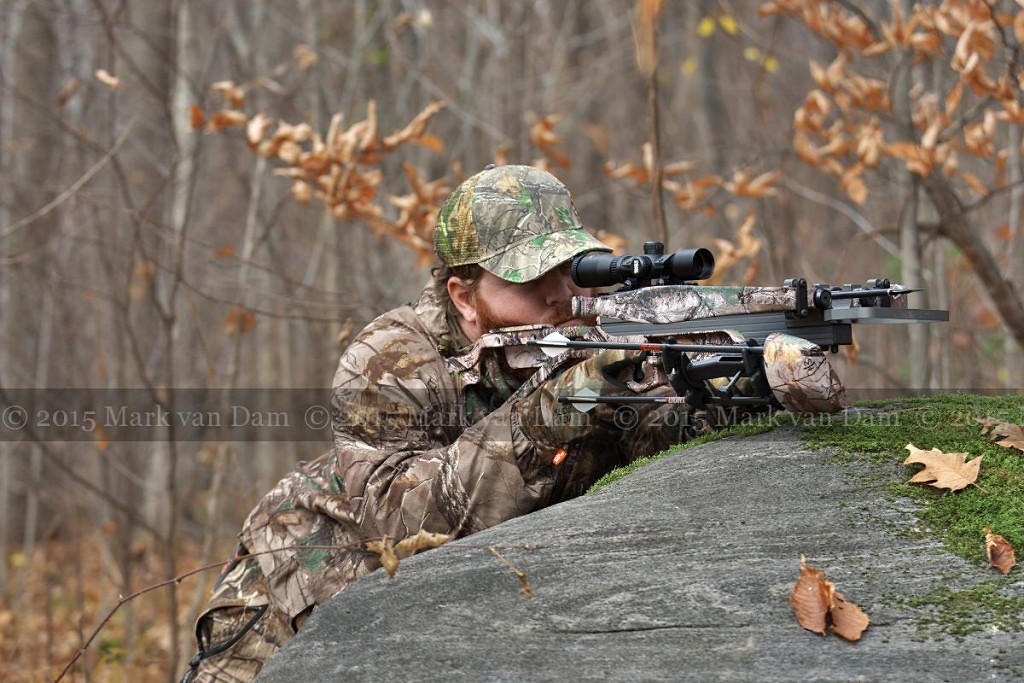 crossbow hunting photography [110515]B036