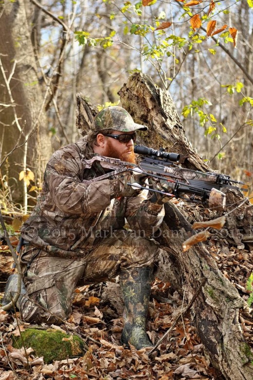 crossbow hunting photography [110515]B045