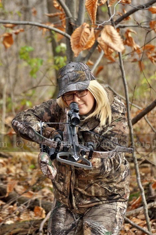 crossbow hunting photography [110515]B055