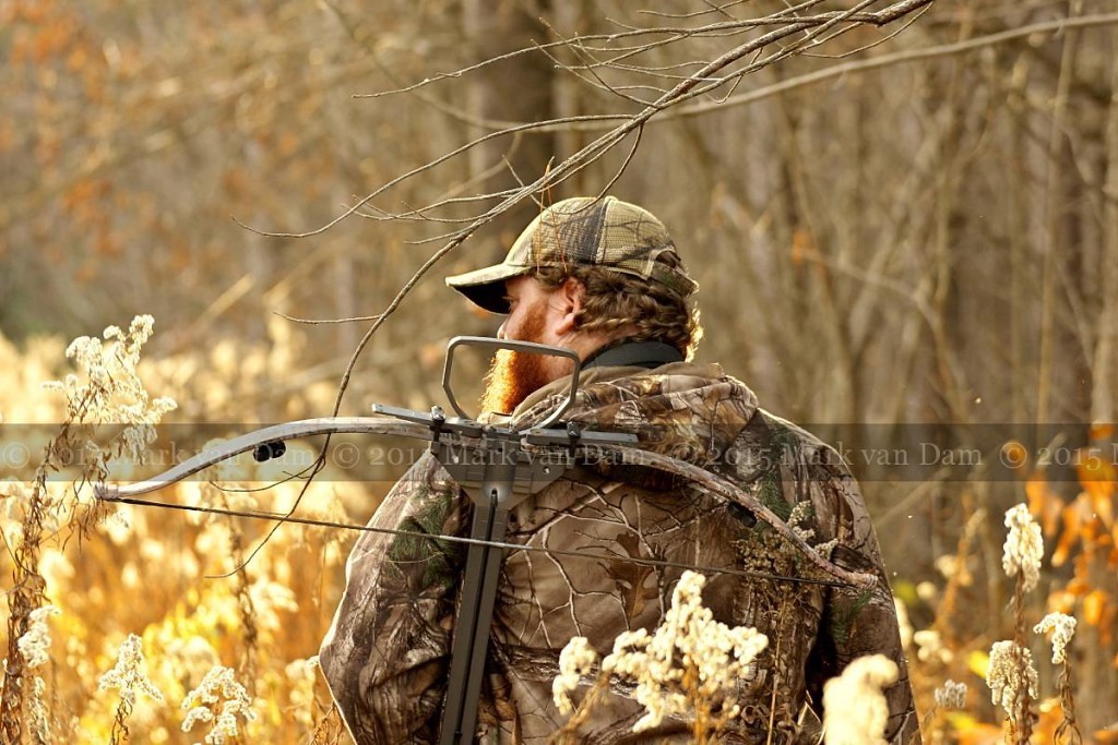 crossbow hunting photography [110515]B168