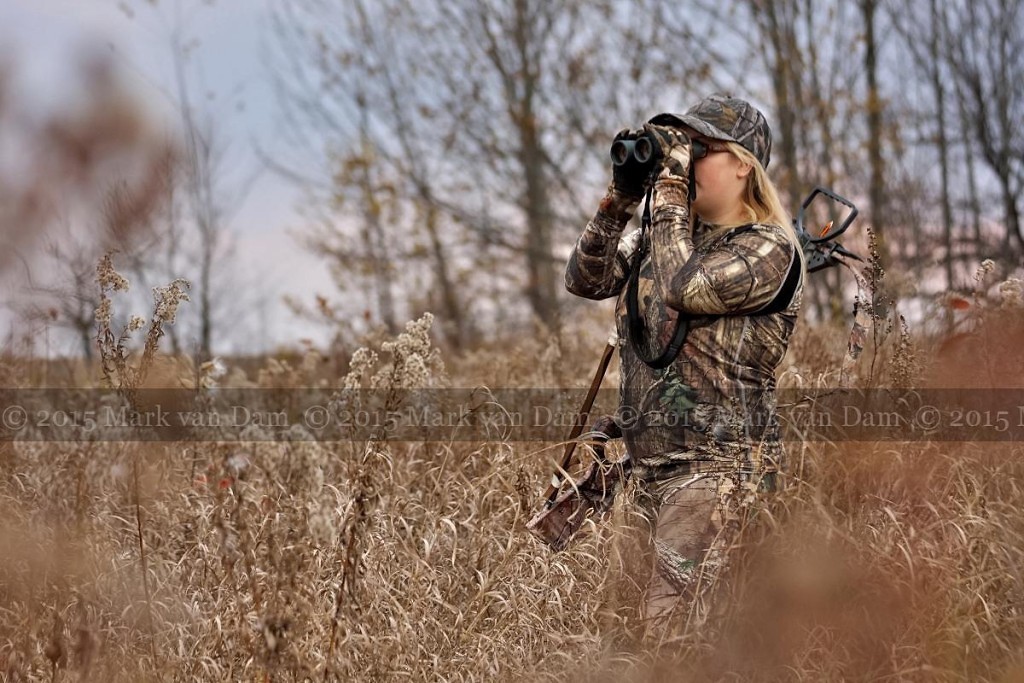 crossbow hunting photography [110515]B209