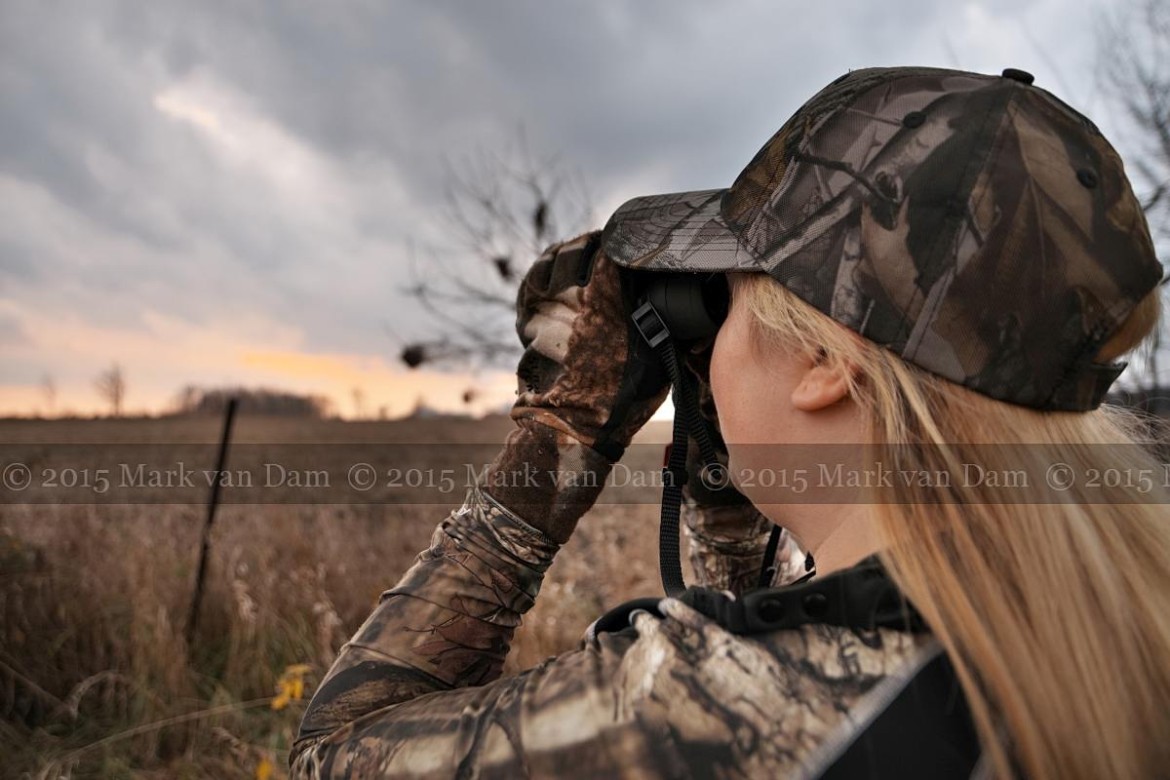 crossbow hunting photography [110515]C004