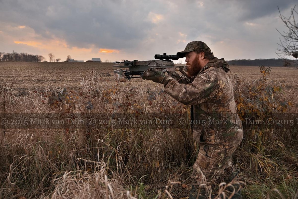 crossbow hunting photography [110515]C016