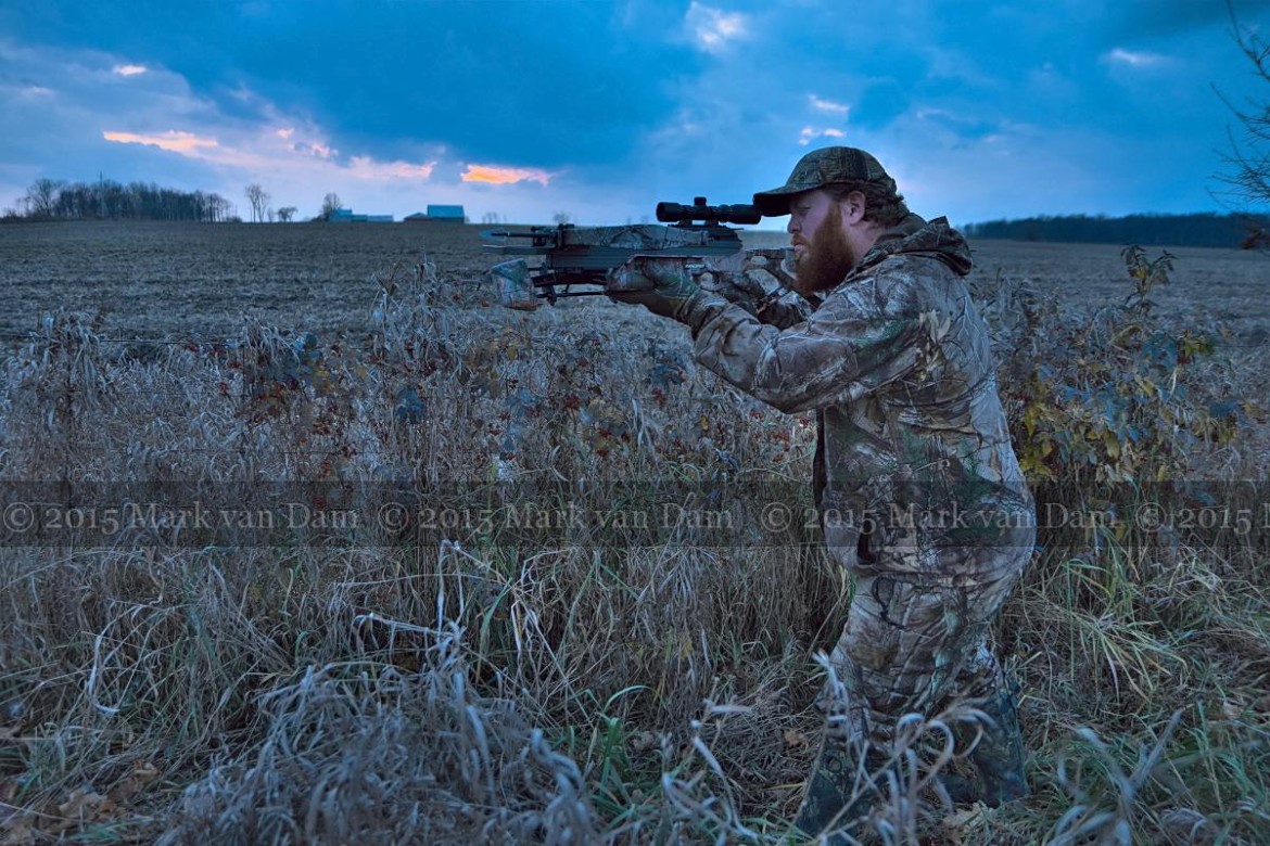 crossbow hunting photography [110515]C018 blue