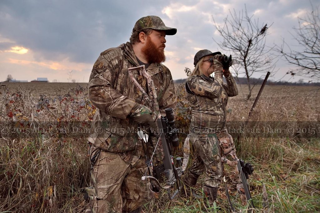 crossbow hunting photography [110515]C026