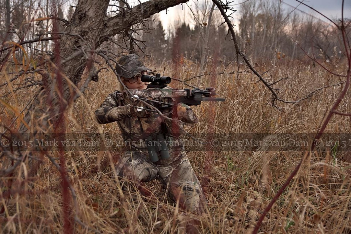 crossbow hunting photography [110515]C035
