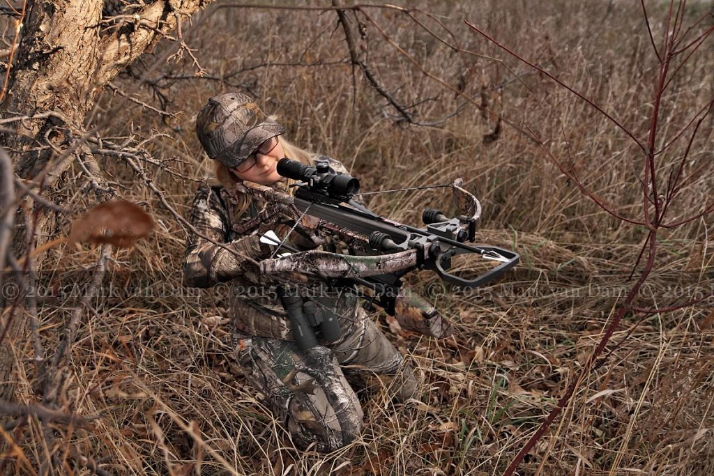 crossbow hunting photography [110515]C036