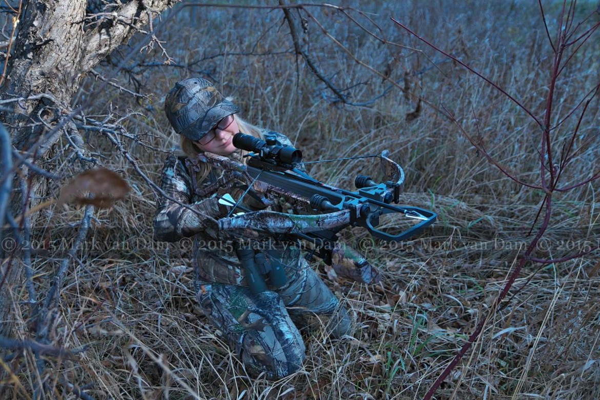 crossbow hunting photography [110515]C036 blue
