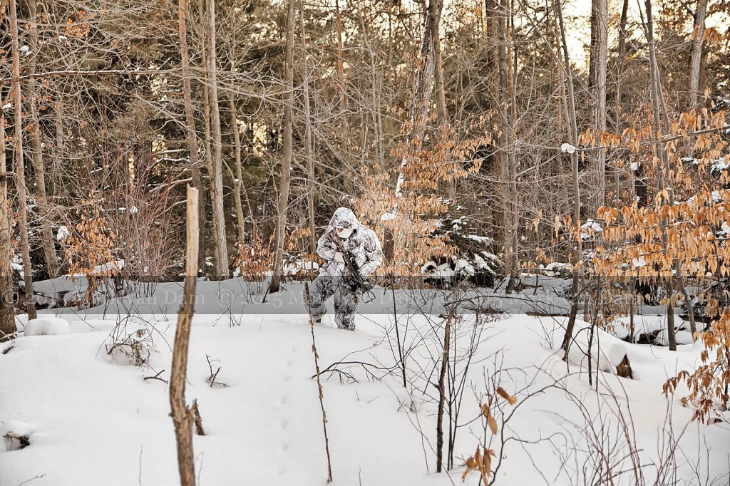 winter hunting photography A015