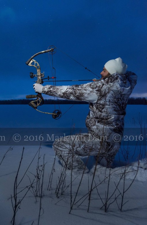 compound bow hunting photos winter A199