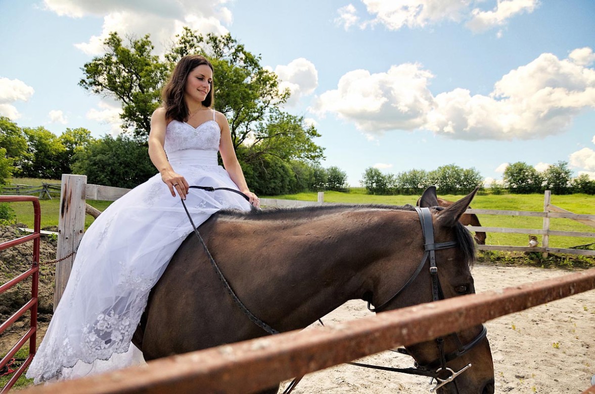 bride with horse 11