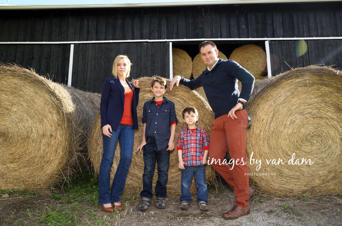 barrie stayner wasaga collingwood blue mountain family farm photography country portraits 18