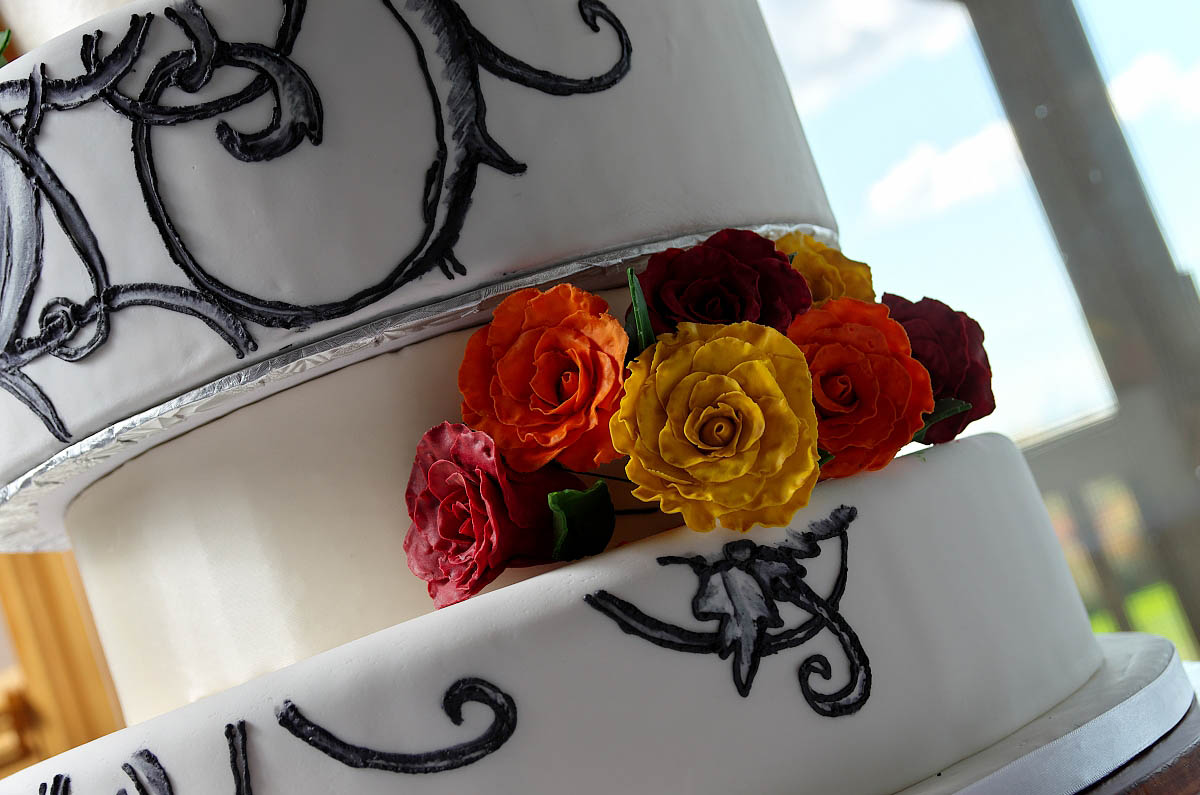 Delicious wedding cake at Eganridge Resort wedding