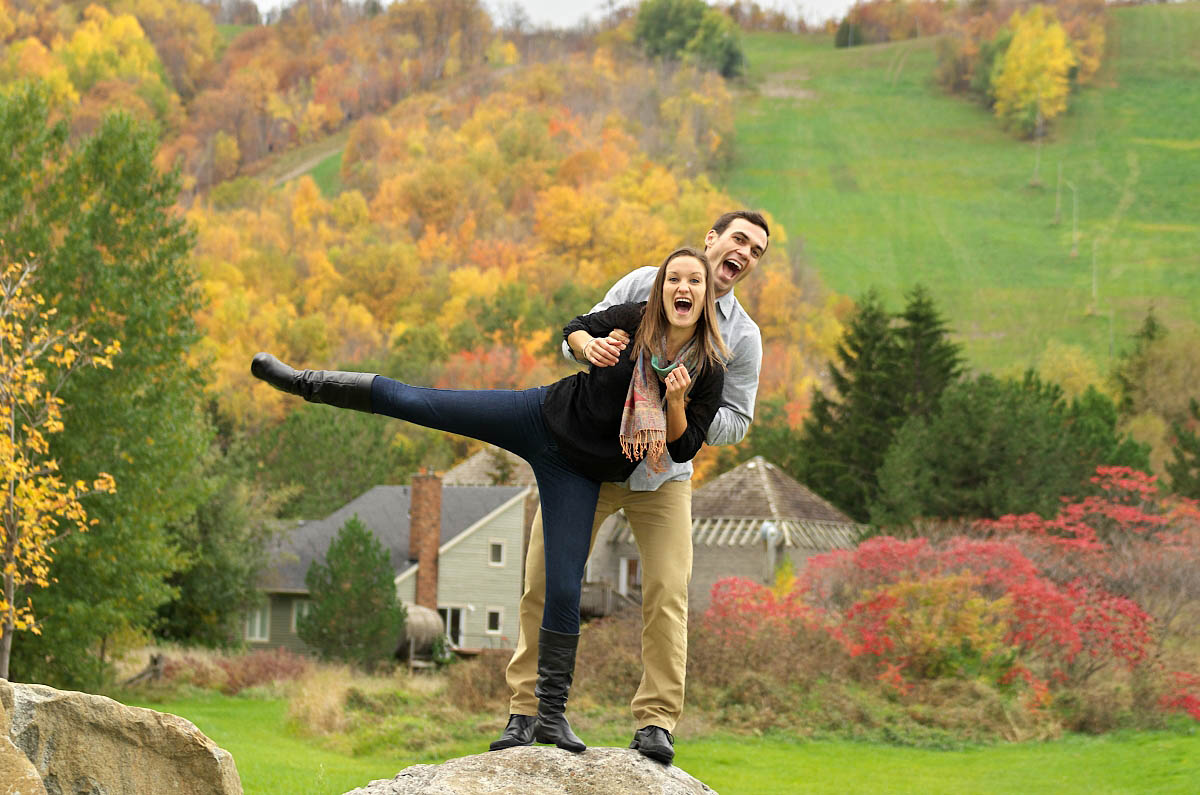 fall at blue mountain collingwood photographer blue mountain village photographer collingwood photographer blue mountain engagement fall
