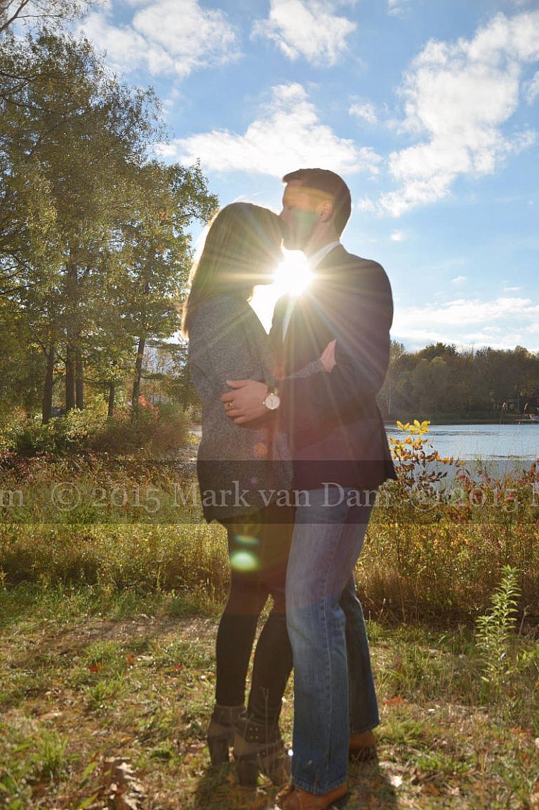 Kiss by the water with sunburst, Orillia photographer
