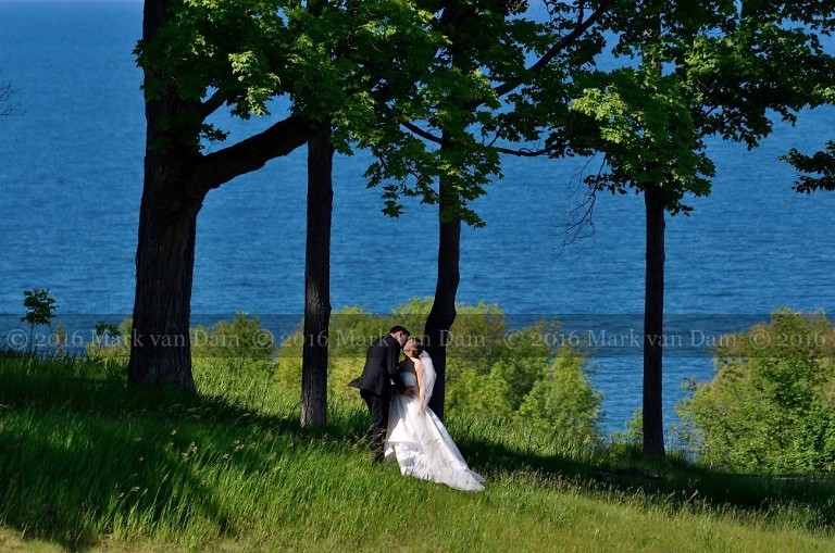 Collingwood wedding photography at a Georgian Bay Club wedding