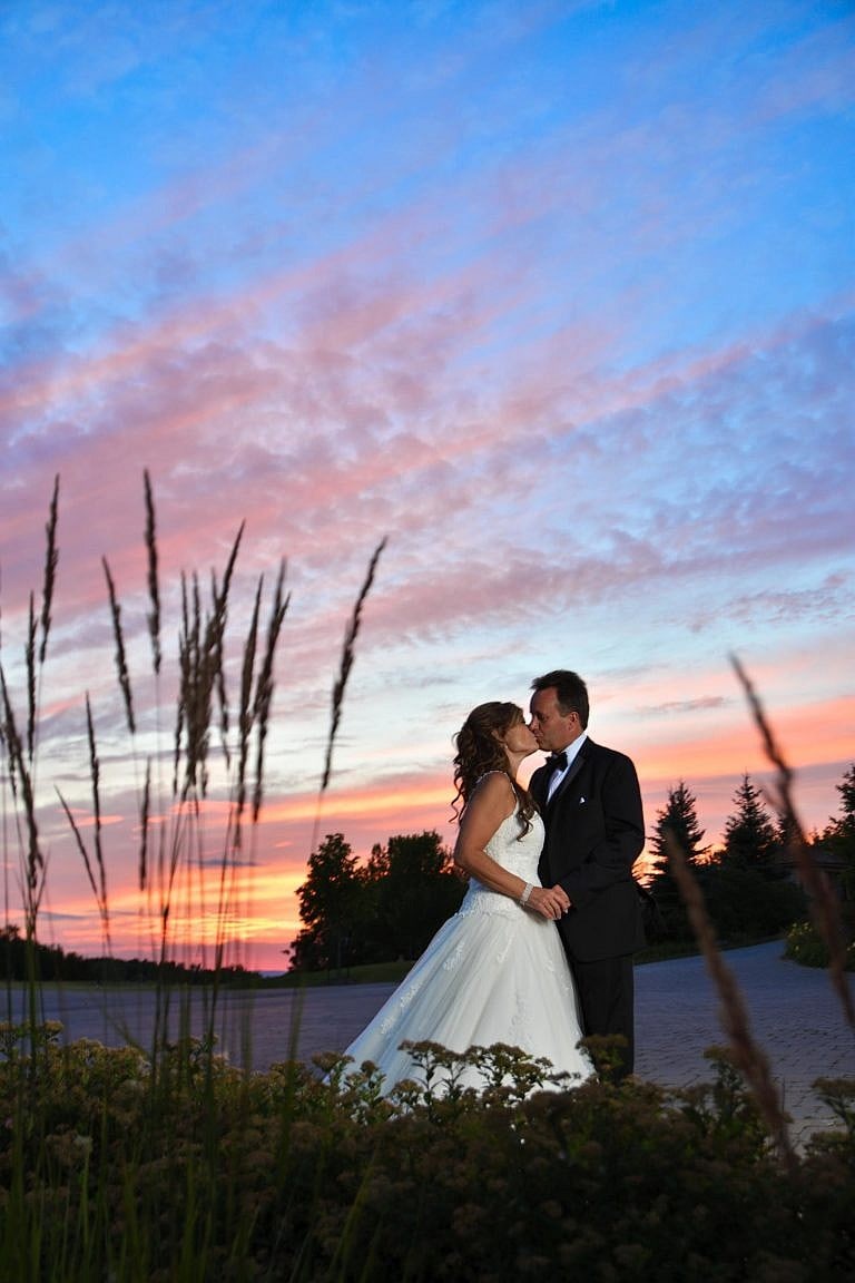 Sunset wedding photography at The Club at Bond Head