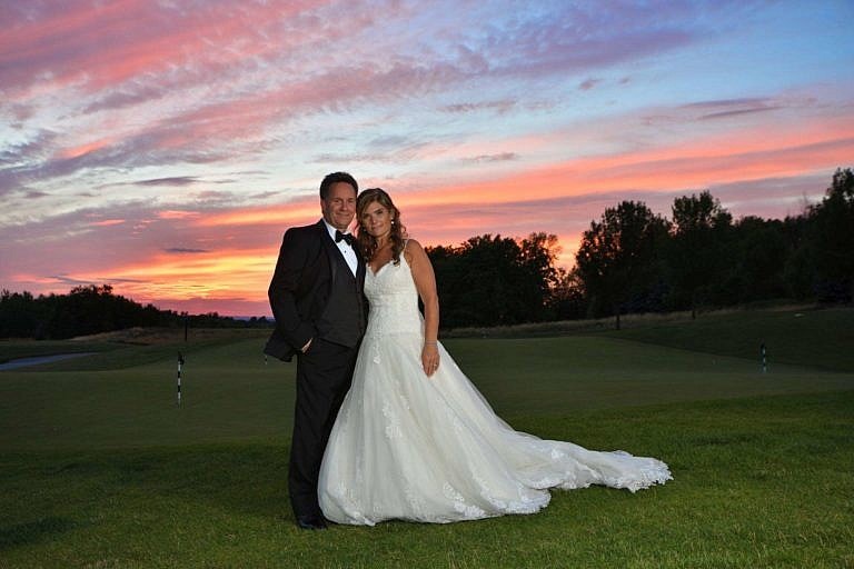 Sunset wedding photography at The Club at Bond Head